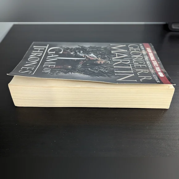 4/$10 📚 Game Of Thrones By George R R Martin - Picture 6 of 13